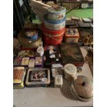 A SELECTION OF VINTAGE BISCUIT AND CONFECTIONARY TINS