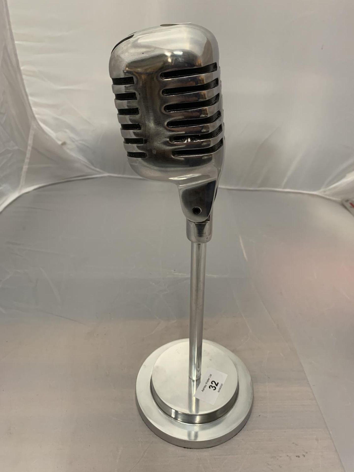 A CHROME OLD FASHIONED STYLE MICROPHONE - Image 2 of 4