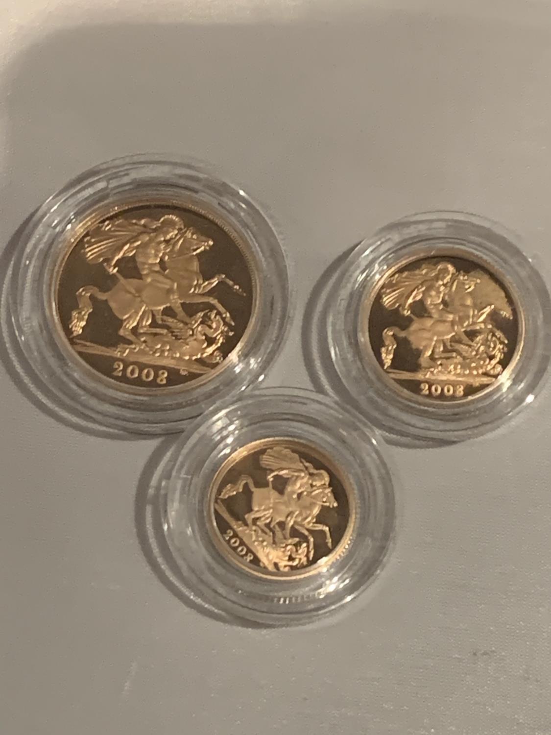 A 2008 THREE COIN GOLD PROOF SET, DOUBLE SOVEREIGN, SOVEREIGN AND HALF SOVEREIGN IN WOODEN - Image 2 of 4