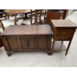 A MID 20TH CENTURY OAK BLANKET CHEST