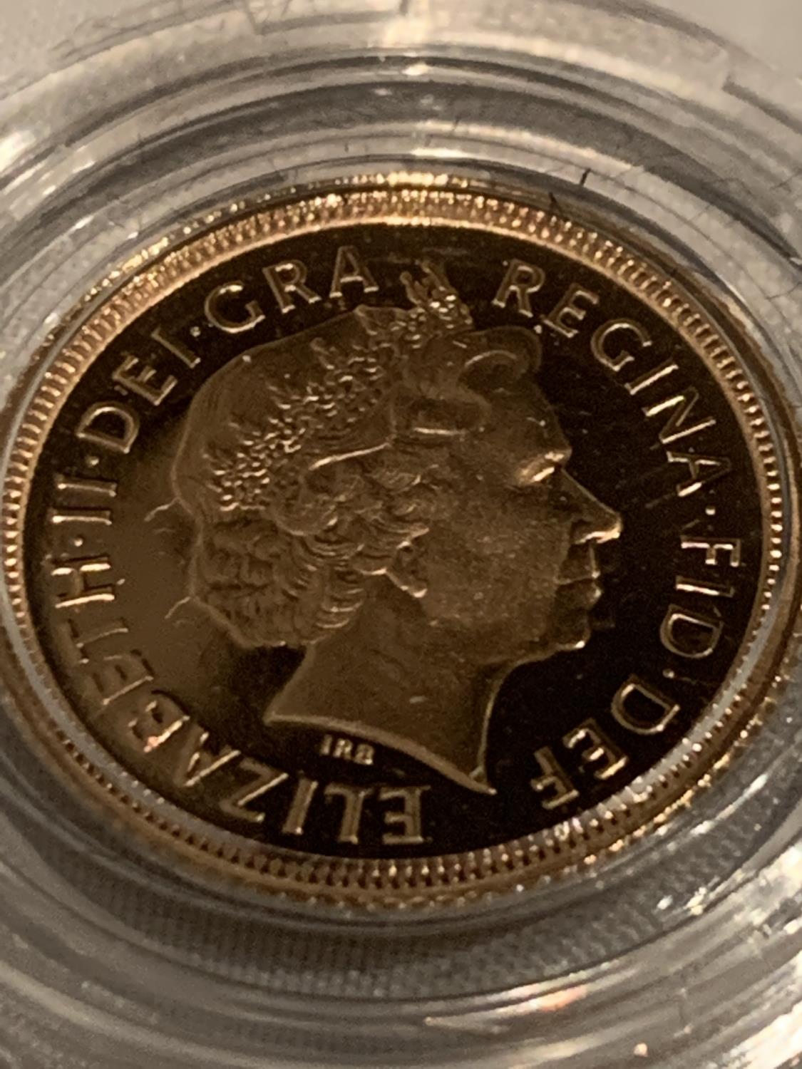 A 1998 GOLD PROOF HALF SOVEREIGN IN PRESENTATION CASE WITH CERTIFICATE - Image 3 of 3