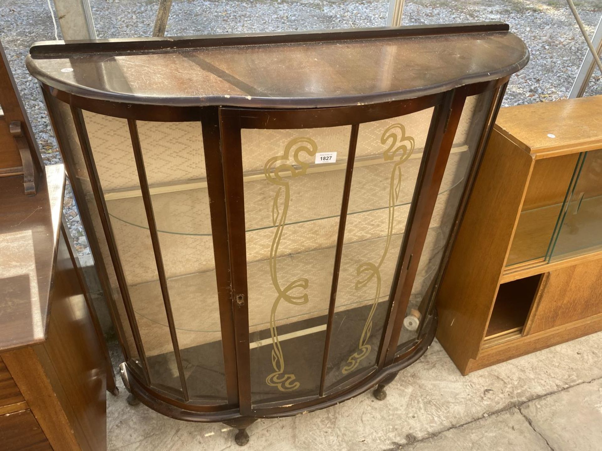 A MID 20TH CENTURY WALNUT CHINA CABINET, 41" WIDE