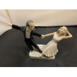 A MANOR FRED ASTAIRE AND GINGER ROGERS FIGURINE