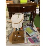 A SEWING TABLE, EMBROIDERY STAND AND CONCERTINA SEWING BOX COMPLETE WITH WOOLS, COTTONS ETC