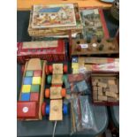 A SELECTION OF VINTAGE WOODEN TOYS AND JIG SAWS
