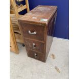 A WOODEN THREE DRAWER CABINET COMPLETE WITH VARIOUS BRACKETS IN EACH DRAWER WITH A DONNAY TABLE