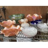 VARIOUS CARNIVAL GLASS DISHES AND BOWLS AND FURTHER CLEAR GLASS DRESSING ROOM PIECES