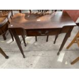 A 19TH CENTURY MAHOGANY SIDE TABLE WITH SINGLE DRAWER, 29.5" WIDE