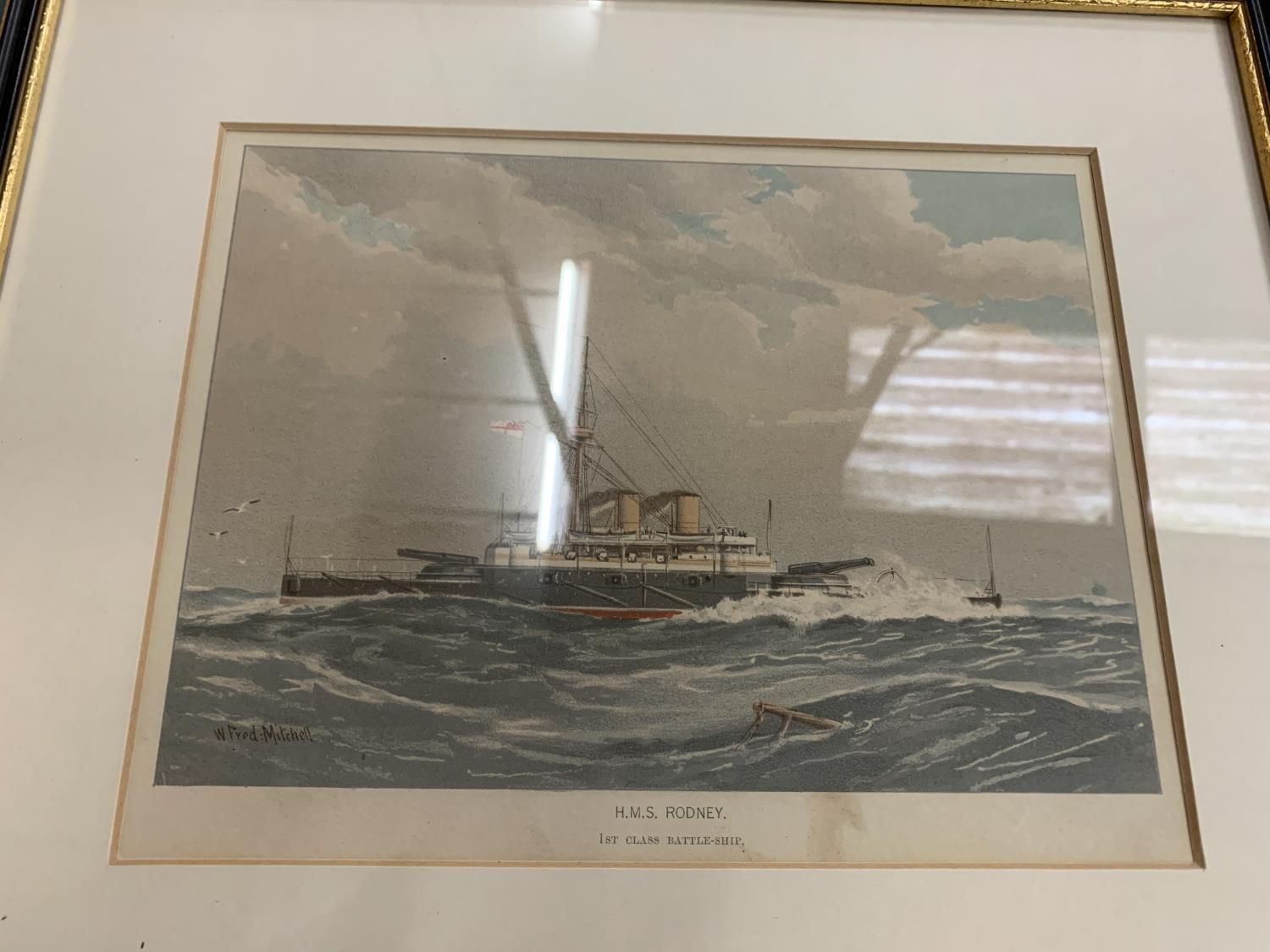 A SERIES OF PRINTS DEPICTING BRITISH BATTLESHIPS TO ALSO INCLUDE SECOND CLASS CRUISER HMS LATONA - Bild 3 aus 7