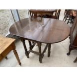 A MID 20TH CENTURY GATELEG TABLE