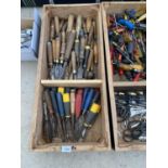 ONE WOODEN BOX TO INCLUDE LARGE QUANTITY OF CHISELS