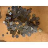 A QUANTITY OF ASSORTED COINS