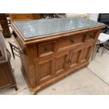A MODERN PINE KITCHEN ISLAND WITH POLISHED GRANITE TOP, 50x22" (SOME DAMAGE TO PLINTH)