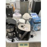 A QUANTITY OF VARIOUS HOUSEHOLD ELECTRICALS TO INCLUDE TWO FILTER COFFEE MAKERS ETC BELIEVED TO BE