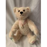 A STEIFF QUEEN MOTHER 1900-2002 BEAR