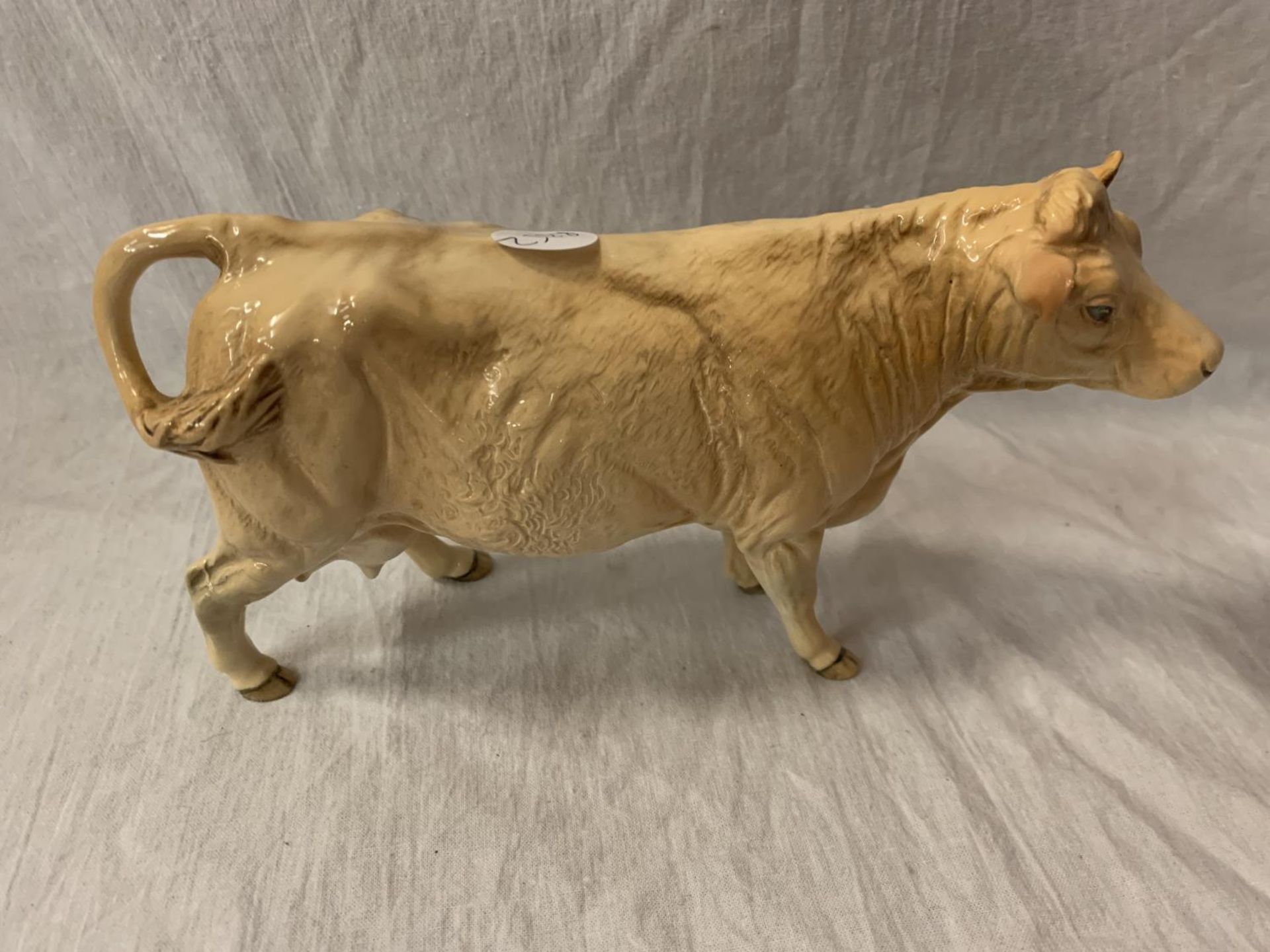 A BESWICK CHAROLAIS COW