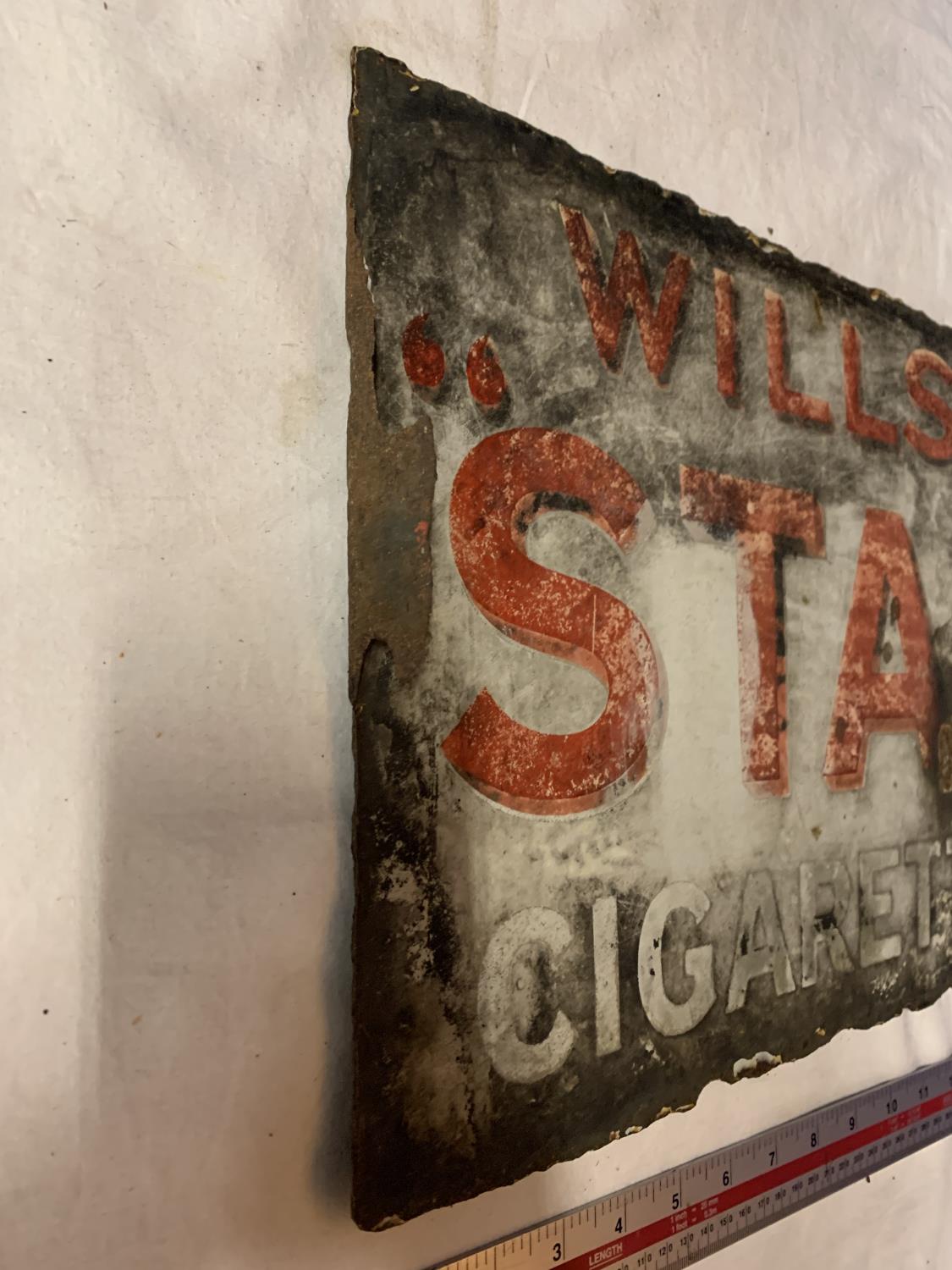 A VINTAGE DOUBLE-SIDED METAL ADVERTISING SIGN ' WILLIS'S WILD WOODBINE CIGARETTES' - Image 3 of 4