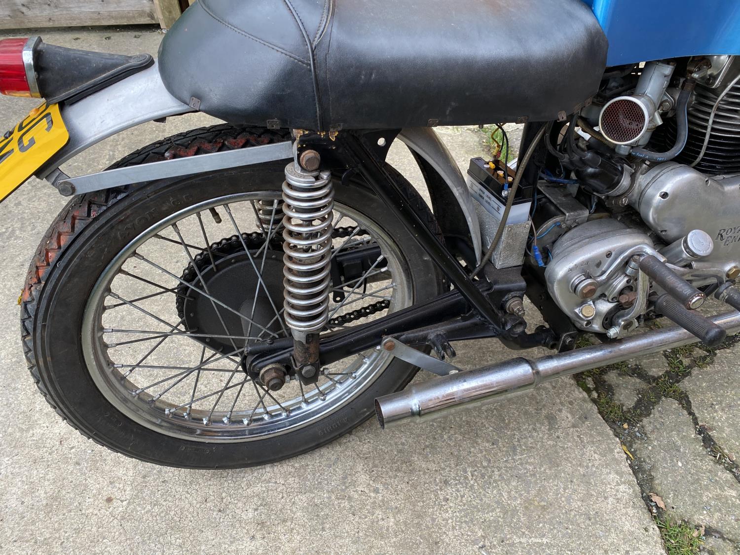 A ROYAL ENFIELD 700 CC TWIN CYLINDER MOTORCYCLE, REGISTERED IN 1974 - Image 8 of 14