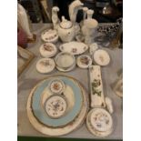 AN ASSORTMENT OF CERAMIC WARE TO INCLUDE A WEDGWOOD TRINKET BOX AND ROYAL ALBERT PLATES