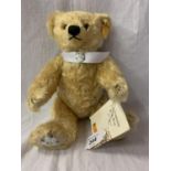 A STEIFF YORKSHIRE ROSE JOINTED BEAR