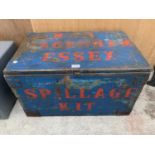 AN M&B DAGENHAM ESSEX VINTAGE WOODEN CHEST WITH HANDLES