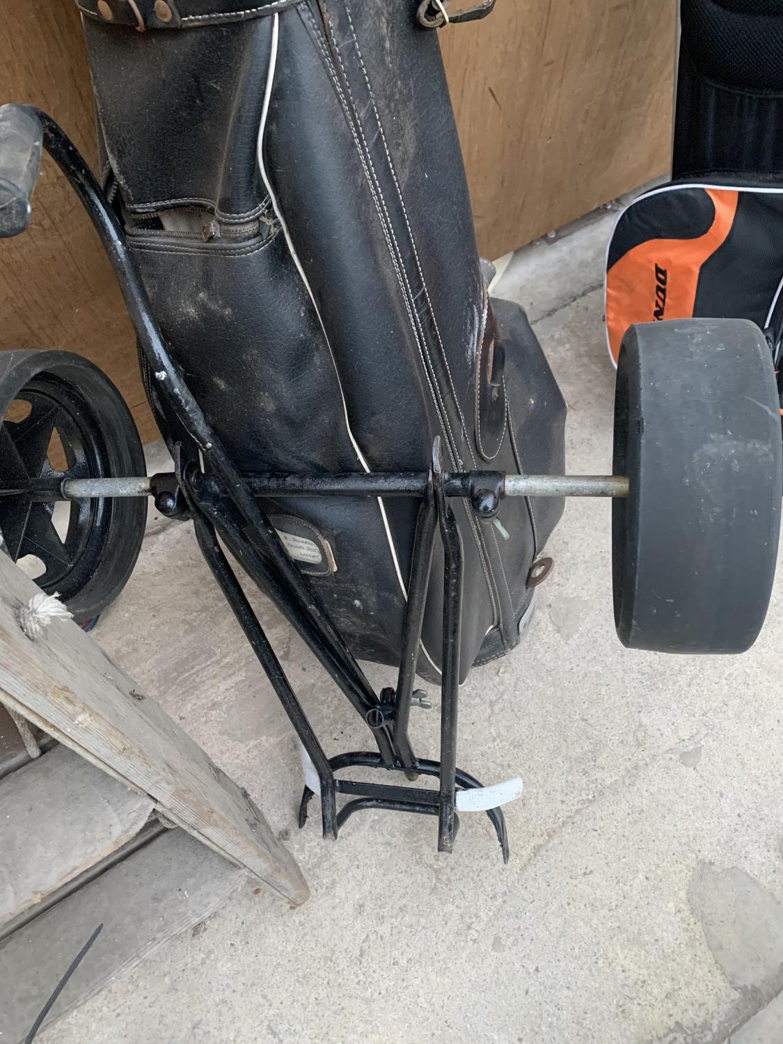 VINTAGE GOLF CLUBS IN A VINTAGE DUNLOP BAG WITH TROLLEY - Image 3 of 3