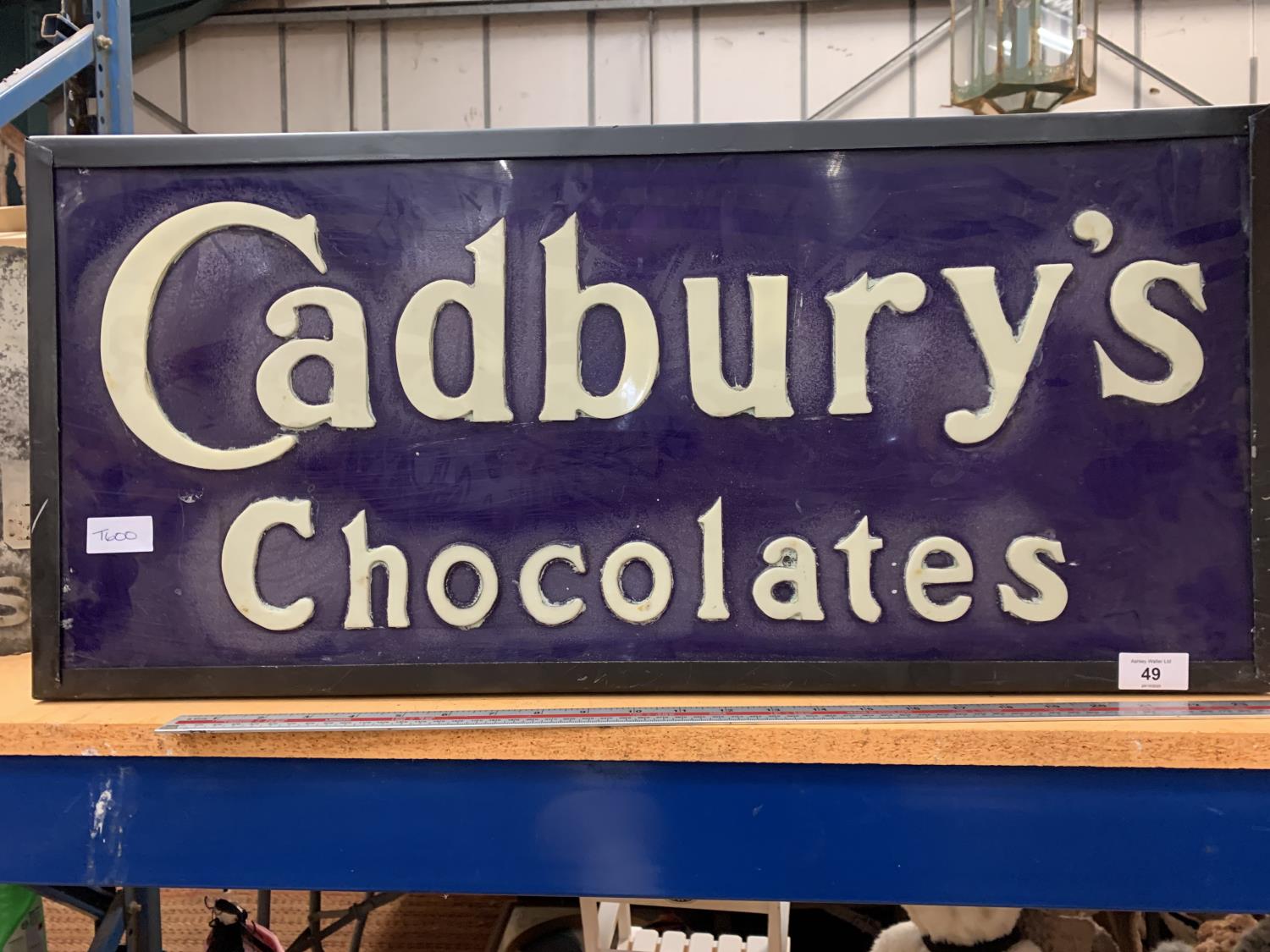 A LARGE 'CADBURY'S CHOCOLATES' ILLUMINATED LIGHT BOX SIGN