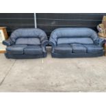 A BLUE LEATHER THREE SEATER SOFA WITH BUTTONED ARMS AND A MATCHING TWO SEATER SOFA