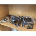 A QUANTITY OF VINTAGE ITEMS TO INCLUDE BOTTLE OPENERS, BULLETS ETC.