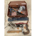 A METAL TOOL CASE TO INCLUDE TWO RECORD PLANES, A WODEN DOWLING JIG, HAMMER ETC.