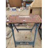 A BLACK & DECKER WORKMATE 400