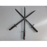 A 1907 PATTERN BAYONET, 43CM BLADE, U.S M1917, 42CM BAYONET AND A P.13 BAYONET, 43CM BLADE