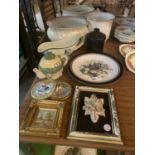 A QUANTITY OF CERAMIC WARE TO INCLUDE OTHER DECORATIVE ITEMS AND TWO LARGE POTS (A/F)