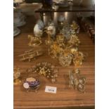 AN ASSORTMENT OF YELLOW METAL ORNAMENTS AND CERAMIC WARE TO INCLUDE JEWELLERY BOXES ETC