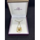 A 15 CARAT GOLD NECKLACE