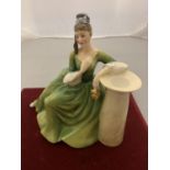 A ROYAL DOULTON FIGURINE SECRET THOUGHTS HN 2382