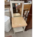 AN OAK AND PAINTED SIDE OCCASIONAL TABLE AND A WHITE FRAMED MIRROR