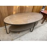 A MODERN OVAL TWO TIER COFFEE TABLE ON STEEL FRAME WITH INSET OAK EFFECT PANELS (MATCH LOT 1993)