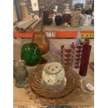 AN ASSORTMENT OF RETRO COLOURED GLASS TO INCLUDE VASES AND BRANDY GLASSES
