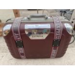 A JAPAN EXPRESS COMBINATION LOCK TRAVEL CASE