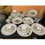 A PORTMEIRION DINNER SERVICE TO INCLUDE LARGE SERVING BOWLS ETC