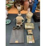 AN ECLECTIC ASSORTMENT OF CERAMIC AND GLASS WARE TO INCLUDE TWO TABLE LAMPS