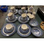 A COLLECTION OF BLUE AND WHITE CHURCHILL CERAMIC DINNER SERVICE