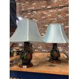 A PAIR OF DECORATIVE FLORAL TABLE LAMPS WITH SHADES IN THE STYLE OF MOORCROFT