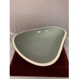 A PILKINGTONS LANCASTRIAN POTTERY ABSTRACT SHAPED BOWL ARTIST MITZI CUNLIFFE INDISTINCT MARK THOUGHT