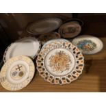 VARIOUS DECORATIVE CERAMIC PLATES