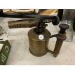 A VINTAGE SWEDISH BRASS MAX SIEVERT BLOW TORCH