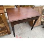 AN EDWARDIAN MAHOGANY SIDE TABLE WITH SINGLE DRAWER, 30x21.5"