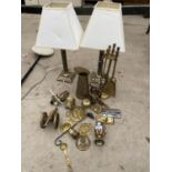 BRASSWARE TO INCLUDE TWO TABLE LAMPS, HORSE BRASSES ETC