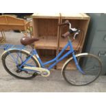 A LADIES SOMERBY BICYCLE